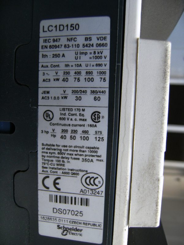 100 HP Yaskawa, CIMR-F7U4055, vari-speed drive, 380/480 Volts (2 available) - Image 3