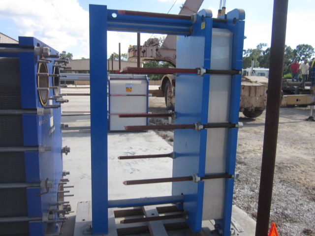 339 sq.ft., APV, SR9-M12, Carbon Steel frame, plates 0.6mm thick plates, paraflow type, 2008 - Image 8