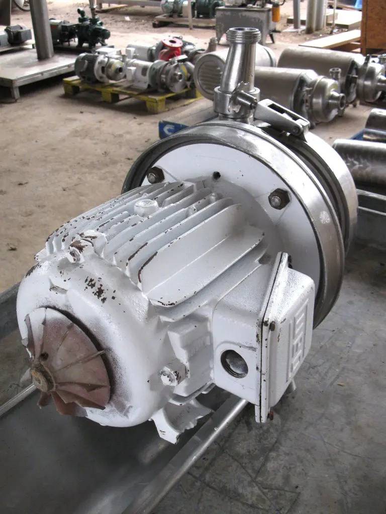 240 GPM, APV #Puma-III, sanitary centrifugal pump, 2-3 size, 100 psi, 5 HP, 3500 RPM - Image 9
