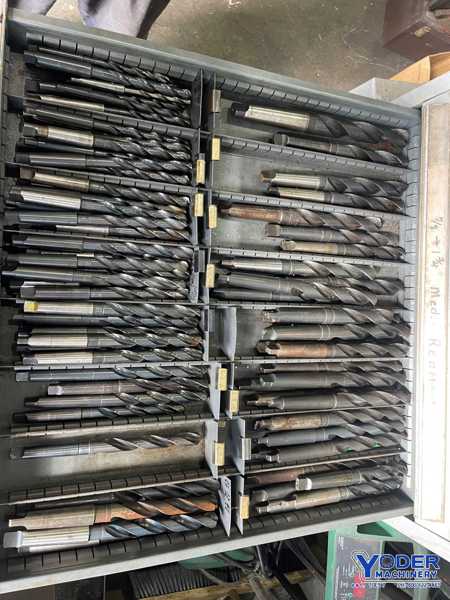 13 Drawer Vidmar cabinet with tooling, #77057 - Image 9
