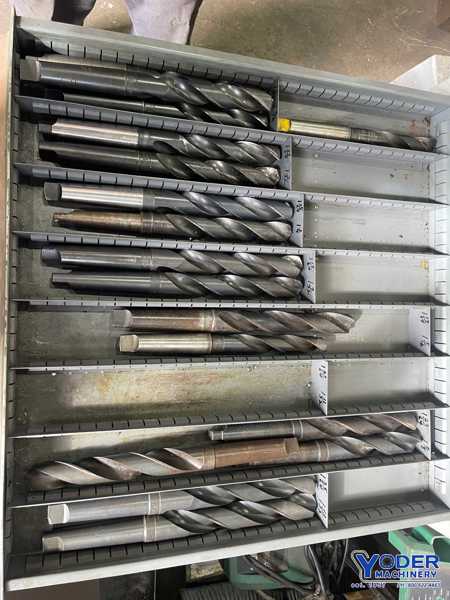 13 Drawer Vidmar cabinet with tooling, #77057 - Image 10