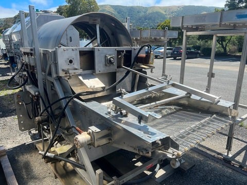 Nothum #FD-40, Stainless Steel Barrel Breader, 45" diameter x 48" L rotating chamber, (2) 25" L top & 50" L - Image 1