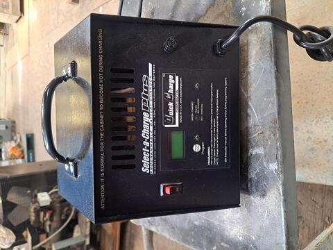 Quick Charge Corporation #SCP2440P, select-a-charge programmab, 24 VDC, 40 Amps DC, 117 VAC, 14 Amps AC, 120 - Image 5
