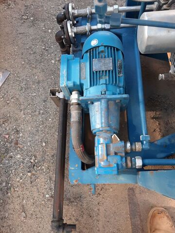 75 HP Aerzen #Series-VM30, Biogas Oil-Injected Screw Compressor, 640 cfm, 8 GPM pump, 200 psi shell, 150 psi - Image 4