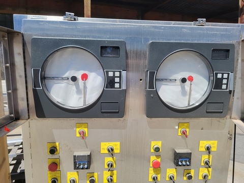 Partlow #MRC-7000, s/s electrical control pa, 208 V, includes controls for agitator speed, water, valve - Image 5
