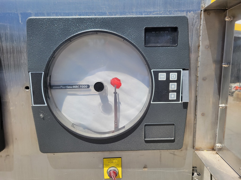 Partlow #MRC-7000, s/s electrical control pa, 208 V, includes controls for agitator speed, water, valve - Image 7