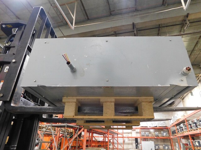 100 Amp. Goulds, VB Series 6 I-T-E, panel board/switchboard, 480 Volts 3 phase - Image 10