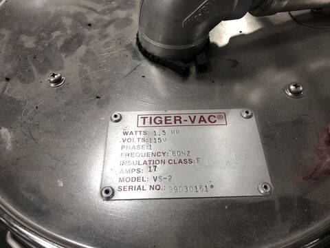 100 cfm Tiger-Vac #V-2, Vacuum Cleaner w/Hepa Filter, 1 sq.ft., 1.5 HP, 115 V., 110/220-240 V. motor - Image 6