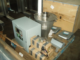 6" wide, Schenk #Solids-Flow-4000 Series, Vibratory Feeder, Stainless Steel, 1 cu.ft. Hopper, electromagnetic - Image 3