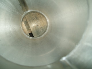 6" wide, Schenk #Solids-Flow-4000 Series, Vibratory Feeder, Stainless Steel, 1 cu.ft. Hopper, electromagnetic - Image 4