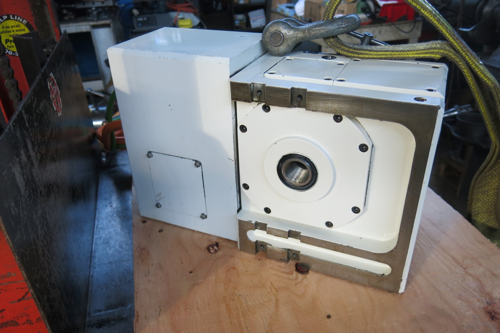 SMW #ACCU-ROCK-RT175VN, CNC 4th Axis, A-6 spindle taper, 1.26" through hole - Image 6