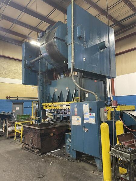 500 Ton, Bliss #SC2-500-108-60, straight side mechanical press, 14" stroke, 44" Shut Height, air clutch, 1989 - Image 6