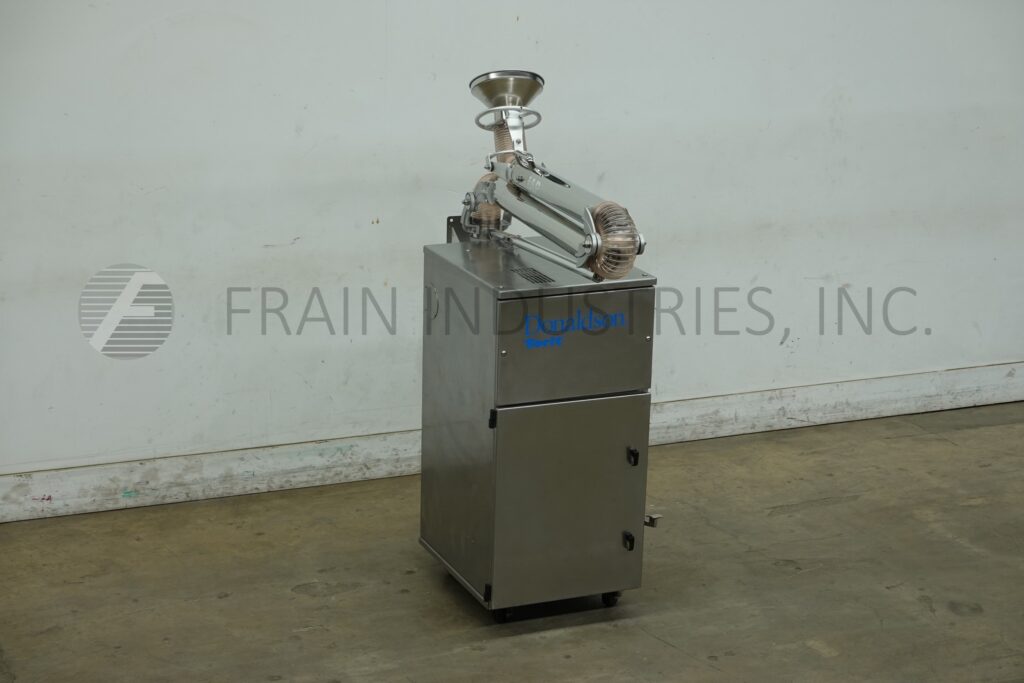 175-550 scfm Torit #70SS, cabinet style self contained baghouse dust collector, holds 24 cartridge filters - Image 1