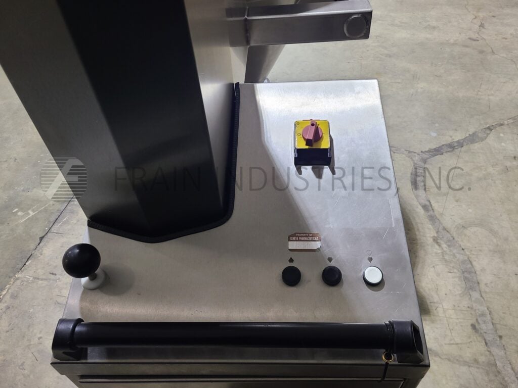 Rotating column tote lift, Bohle #HS800, 1763 lb. max weight, 2 prong fork - Image 2