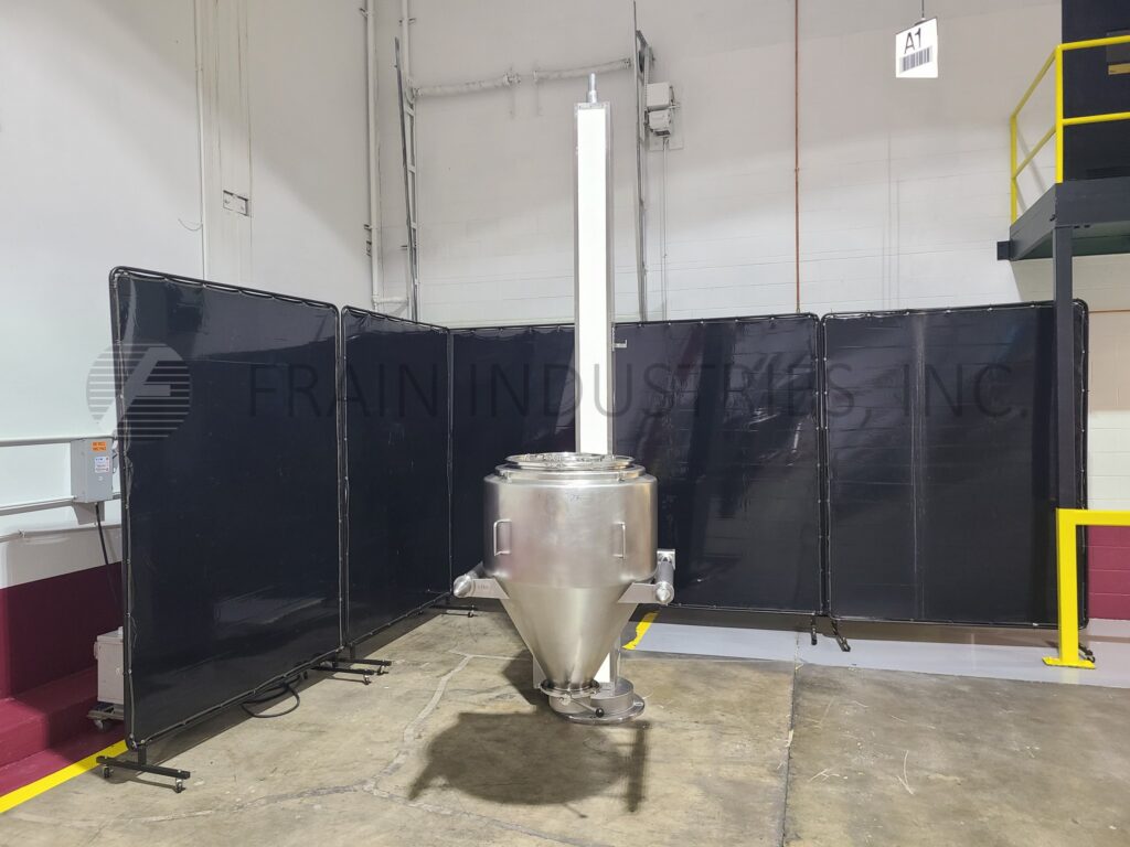 Rotating column tote lift, Bohle #HS800, 1763 lb. max weight, 2 prong fork - Image 4