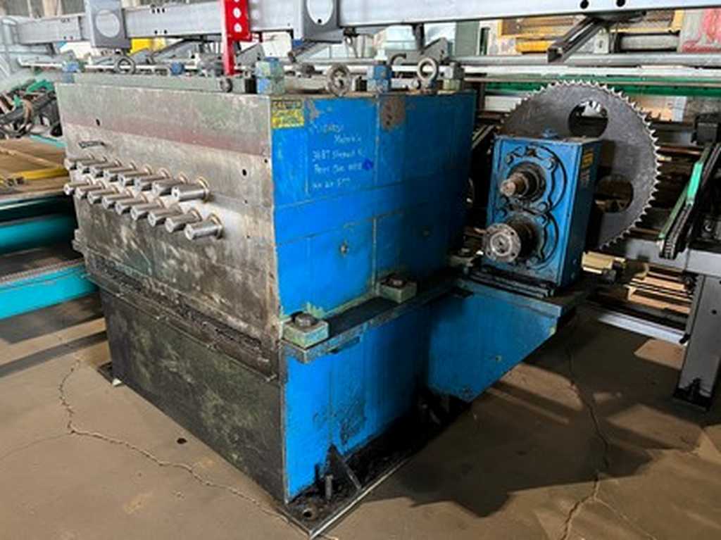 Pinion Box, Herr Voss, 19 rolls, for 72" x 3.50" diameter Roll leveler, 150 HP capacity, rebuilt 2021 - Image 1
