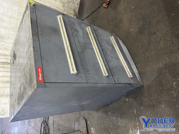 3 Drawer Vidmar cabinet - Image 5