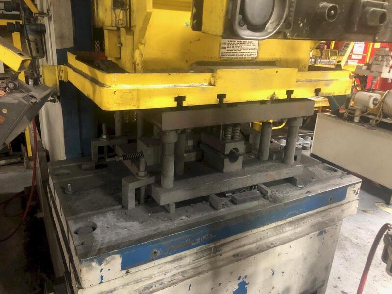 150 Ton, Niagara #E150, OBI press, 6" stroke, 20.5" Shut Height, 6" ram adj., 50" x30"bed, 40 SPM, air clutch - Image 4