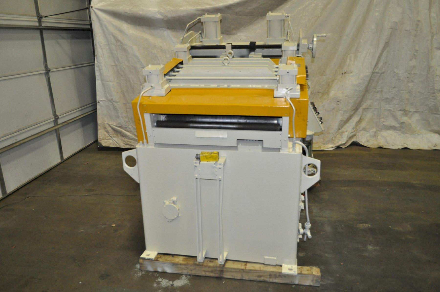 30" x .125" Perfecto #28-30-9, 9-roll straightener, 200 FPM, entry & exit pinch rolls w/ air lift - Image 4