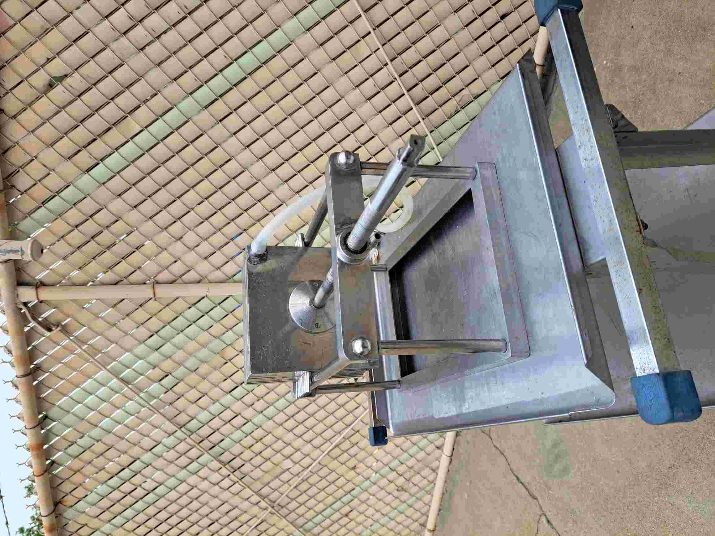 7-5/8" Schenk, Plate & Frame Pad Filter, (4) 7-5/8" thick perforated plates, 1/2" diameter Inlet/outlet - Image 4