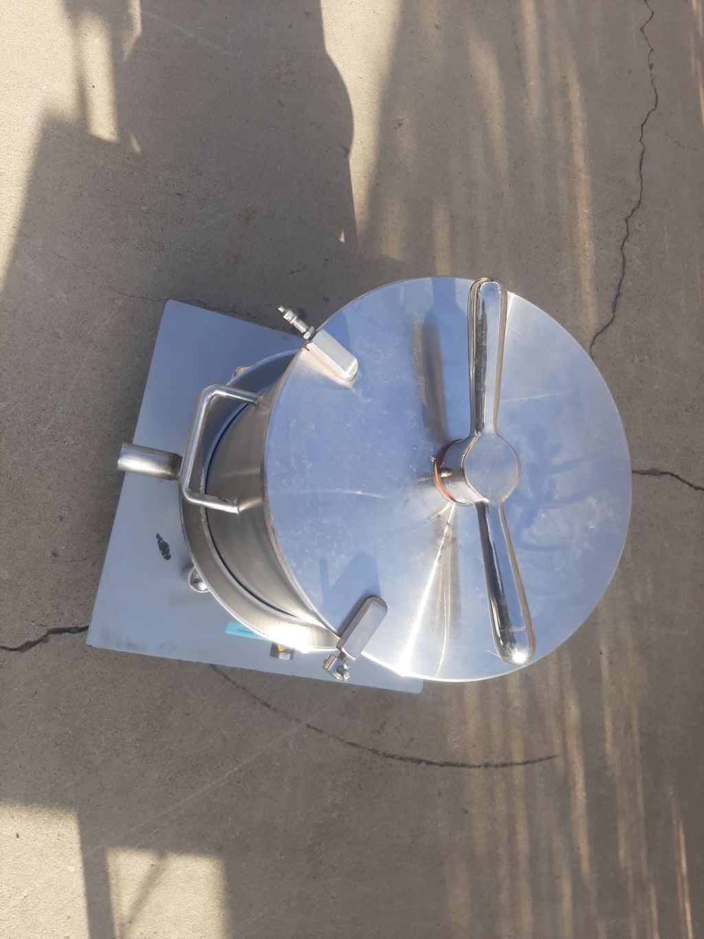 Columbia #C-12-D-1-316, Pressure Leaf Filter, 13" diameter x 16" H Stainless Steel vertical tank, (10) 12" - Image 5