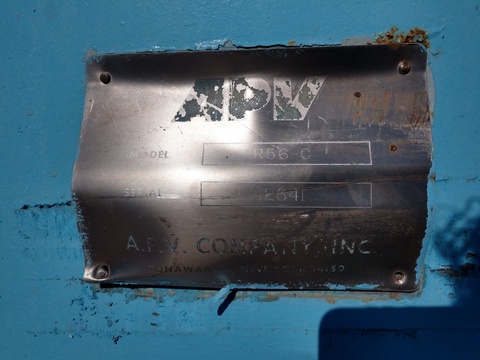 400 sq.ft., APV, R-56-C-M, plate type heat exchanger, (65) 60" L x 16.5" W Stainless Steel plates, (1) 3" top - Image 5