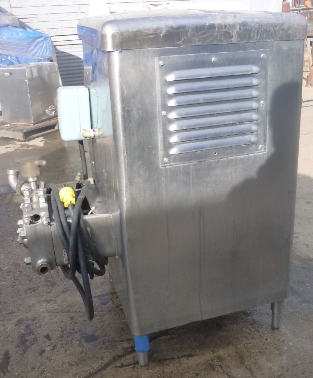 Crepaco #3DD2, 3-Piston Homogenizer, (3) 2-1/4" diameter Plungers, 1.5" diameter Inlet/outlet, 7.5 HP - Image 2