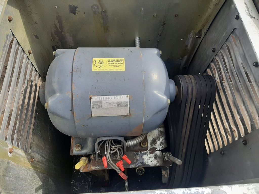 Crepaco #3DD2, 3-Piston Homogenizer, (3) 2-1/4" diameter Plungers, 1.5" diameter Inlet/outlet, 7.5 HP - Image 3