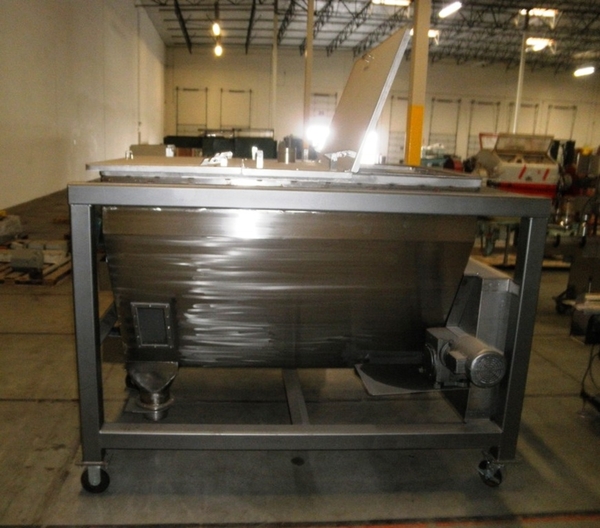 50 cu.ft. Hopper w/paddle agitation & discharge auger, Stainless Steel, 72" L x 46" width x 12" straight - Image 9