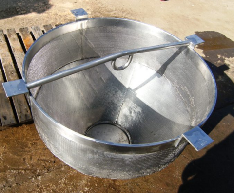 100 gallon Groen/Dover, Jacketed Kettle, 37" diameter x 32" deep, 2.5" center bottom outlet, 100 psi @ - Image 3