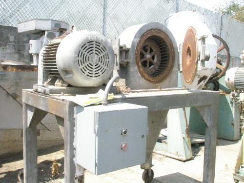 Cutler-Hammer Mill, Carbon Steel, (36) replaceable hammers, 18" diameter Chamber, 4" diameter Feed opening - Image 1