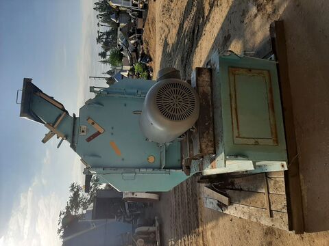 Bliss Industries #E-4815, Hammer Mill, Carbon Steel, 48" diameter x 15" width rotor w/ 2.5" width x 1/4" - Image 3