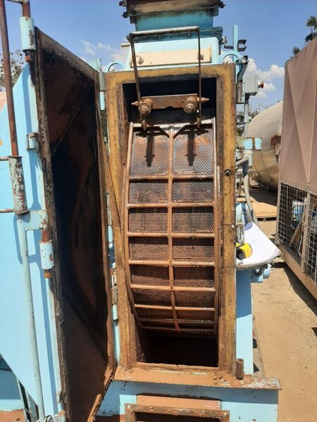 Bliss Industries #E-4815, Hammer Mill, Carbon Steel, 48" diameter x 15" width rotor w/ 2.5" width x 1/4" - Image 9