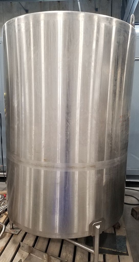 600 gallon Sanitary Process Solutions, Stainless steel vertical tank, CIP spray ball - Image 1