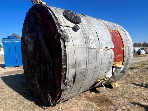 10000 gallon 144" diameter x 144" high, Carbon Steel Tank, flat bottom, dished top and insulated - Image 2