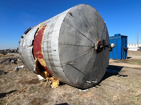 10000 gallon 144" diameter x 144" high, Carbon Steel Tank, flat bottom, dished top and insulated - Image 3