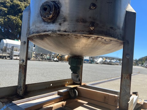 100 gallon Stainless Steel Mix Tank, Agitated, 24" diameter x 54" straight side, dish top and bottom - Image 4