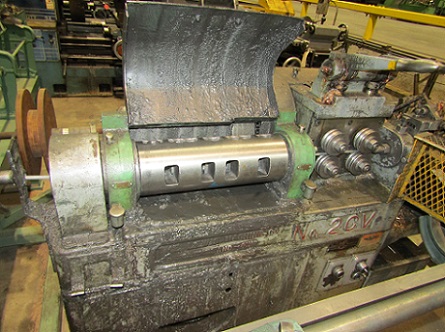 1/16" - 5/16" Lewis #2CV4, wire straigthen & cut-off machine, 5-rotary die head, 20' rack, 65-200 FPM - Image 2