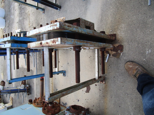 13 sq.ft., APV, plate heat exchanger, 145 psi, (11) plates, 8" W x 22" L plates, 300&deg;F, 1994 - Image 3
