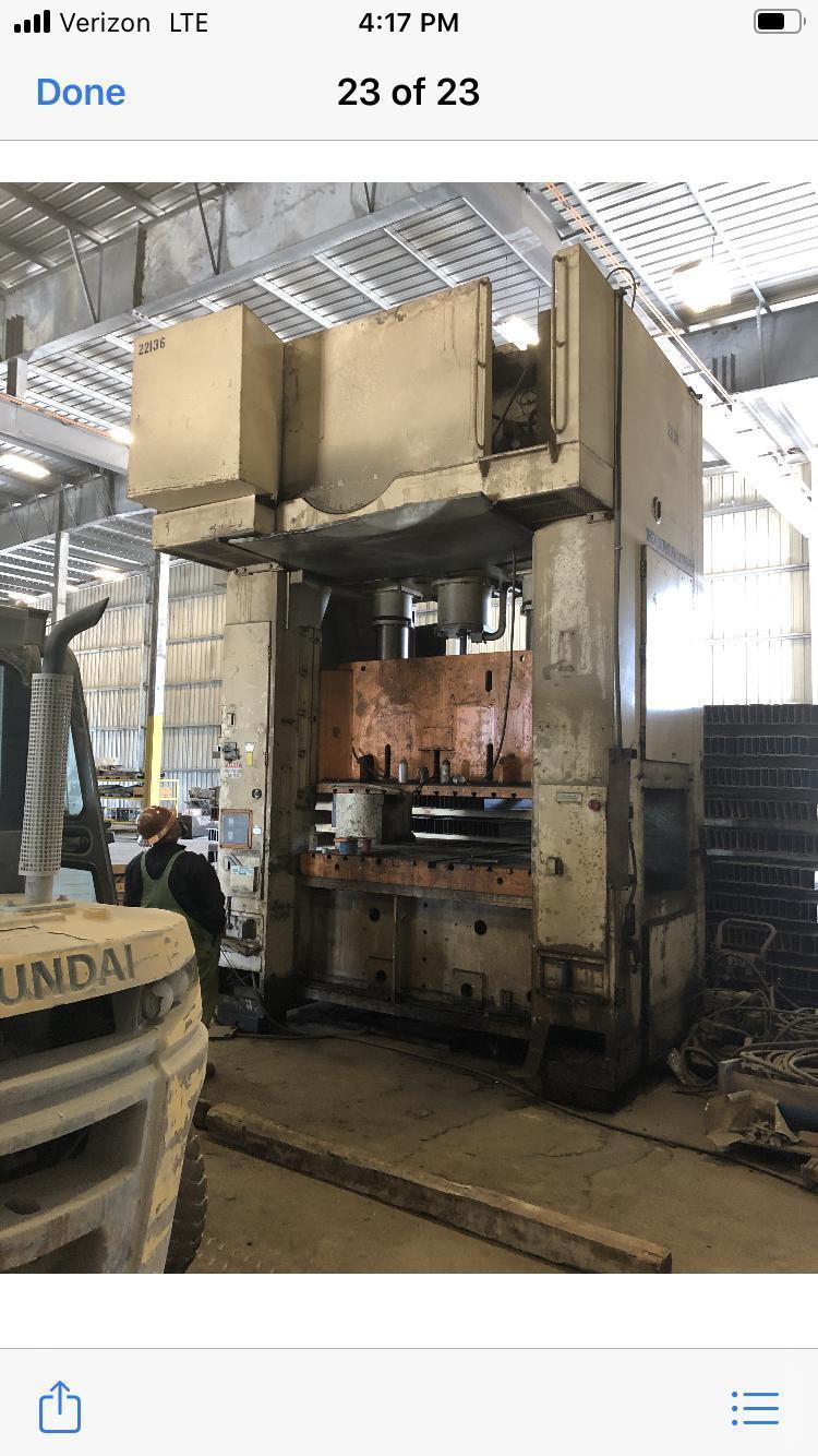 330 Ton, Komatsu, straight side double crank press, 17.7" stroke, 16.6" Shut Height, air clutch & brake - Image 1