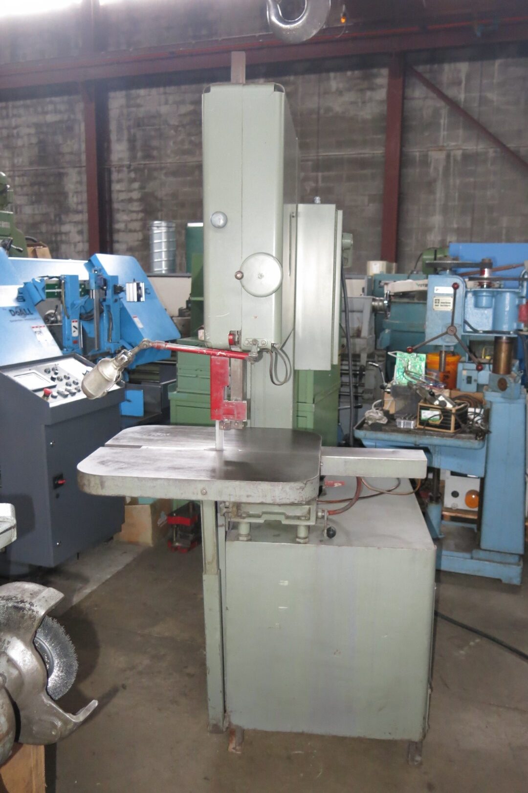 24" x 12" Grob #4V-24, vertical bandsaw - Image 6