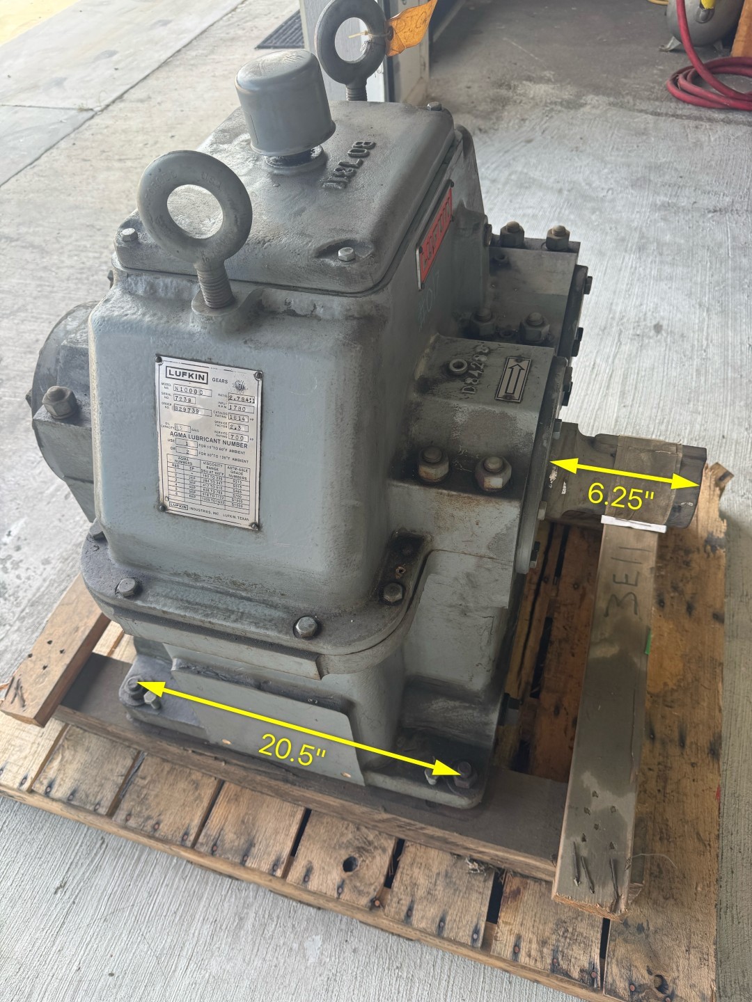 700 HP @ 1790 RPM, Lufkin #N1000C, gear speed reducer gearbox, 2.78 :1 ratio, New - Image 3