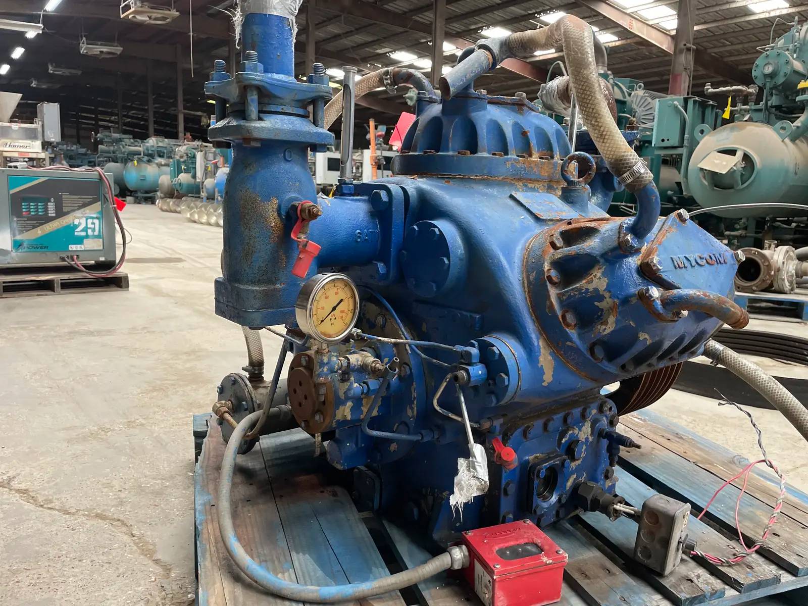 Mycom #N6A, 6-Cylinder Reciprocating Compressor, Belt Driven - Image 10
