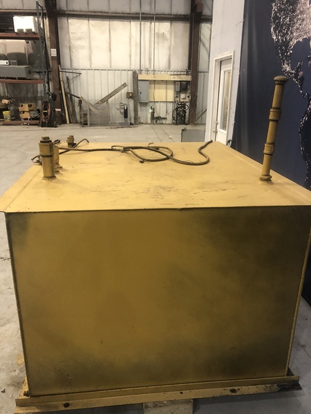 700 gallon Day, diesel fuel tank, 74" L x 56.5" W x 42.5" H - Image 3