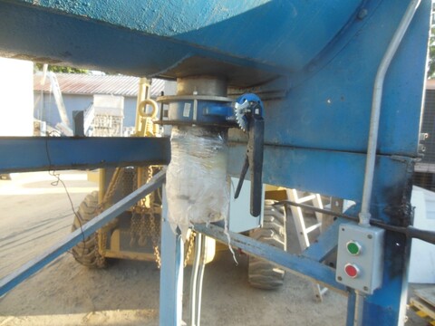 58 cu.ft. Strong Scott #HM58, Double Ribbon Mixer, jacketed, Carbon Steel & Stainless Steel, 94" L x 38" - Image 4