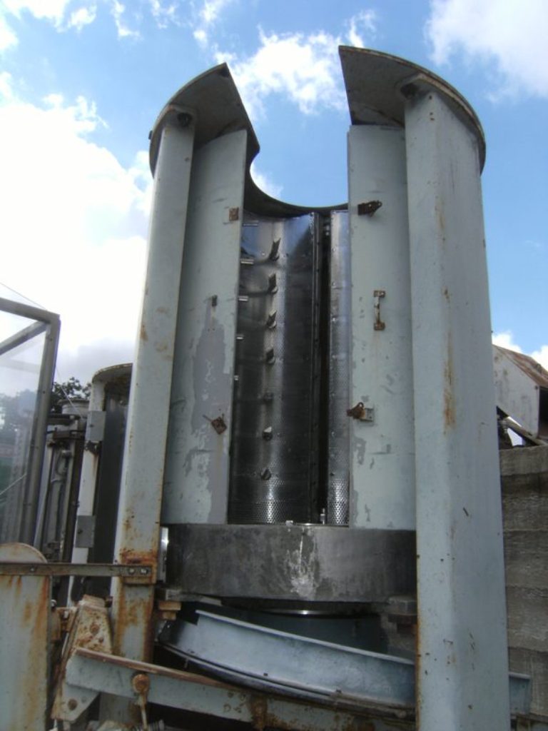Jones #P-225, Press Master Vertical Screw Press, w/Vibratory Shaker Discharge - Image 3