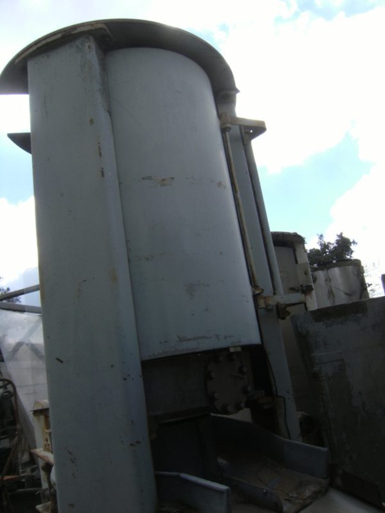 Jones #P-225, Press Master Vertical Screw Press, w/Vibratory Shaker Discharge - Image 10