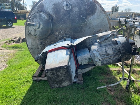1500 gallon Walker Stainless Stainless #82-C-7.5, Stainless Steel Jacketed Mixing Tank, 6' diameter x 7' - Image 2
