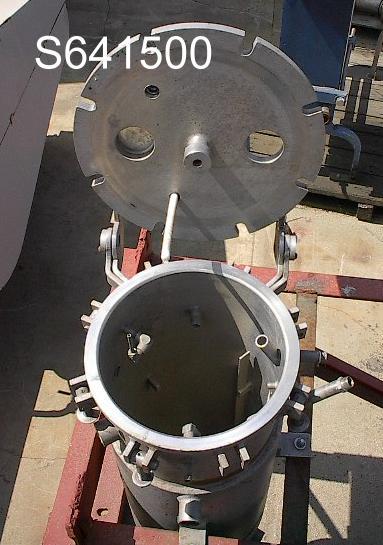 15 gallon Stainless Steel Reactor, 12" diameter x 32" H Vessel, 21" jacketed on side - Image 1