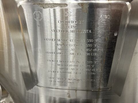 209 gallon DCI, Stainless Steel Jacketed Reactor Vessel, 40" diameter x 38" straight side Vessel, 45 psi/FV @ - Image 6